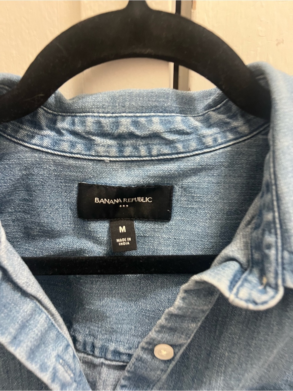 Banana Republic Washed Blue Denim Button-Up Shirt - Picture 4 of 5